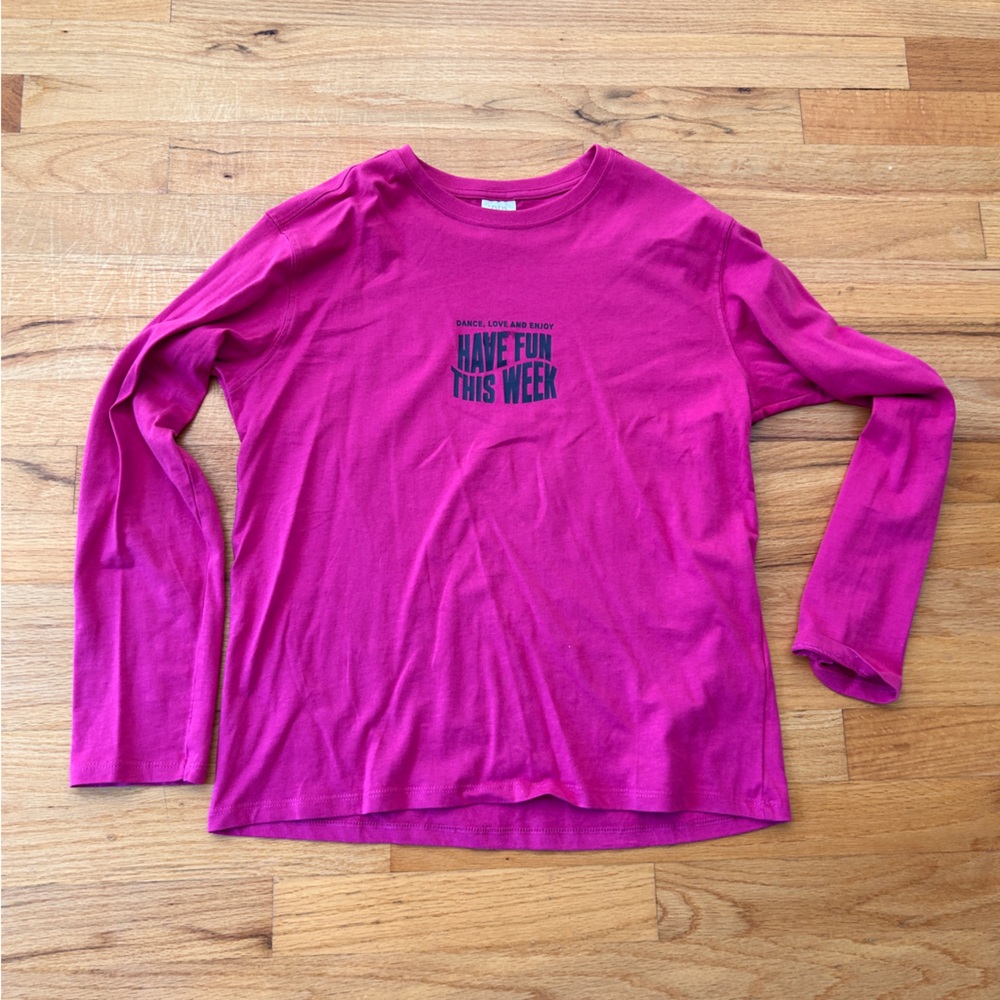Zara Girls Long-Sleeve Tee in Bright Magenta with 'Have Fun This Week' Print
